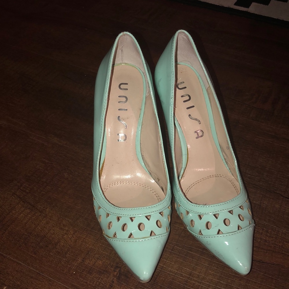 Turquoise heels
